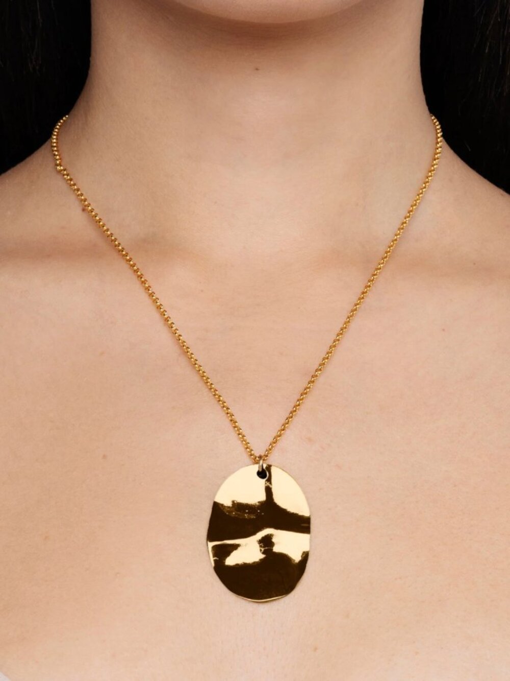 Gold Flat Oval Pendant 24k Gold Plated Necklace NWOT
